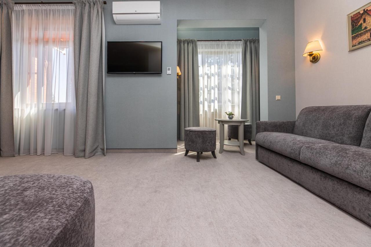Senoji Hansa Hotel بالانغا المظهر الخارجي الصورة