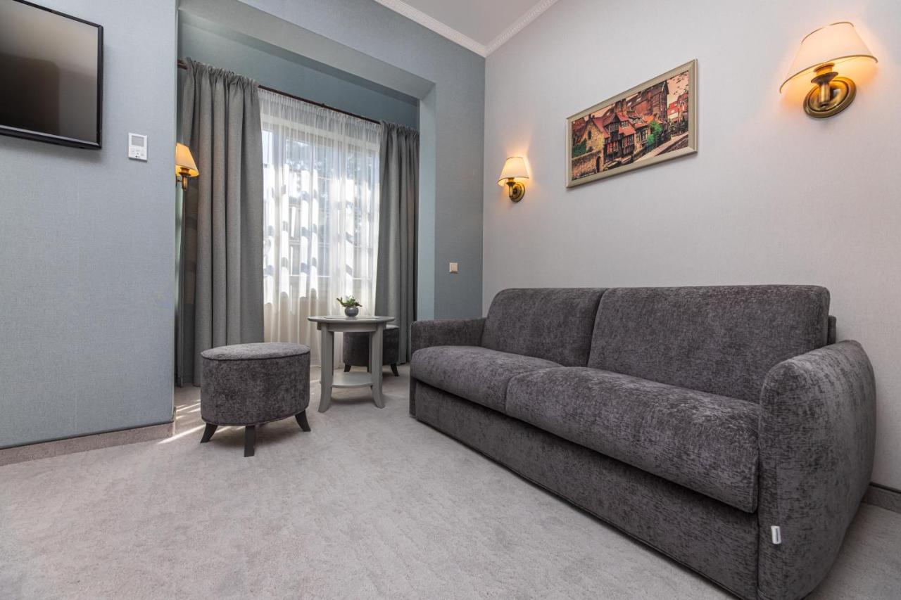 Senoji Hansa Hotel بالانغا المظهر الخارجي الصورة